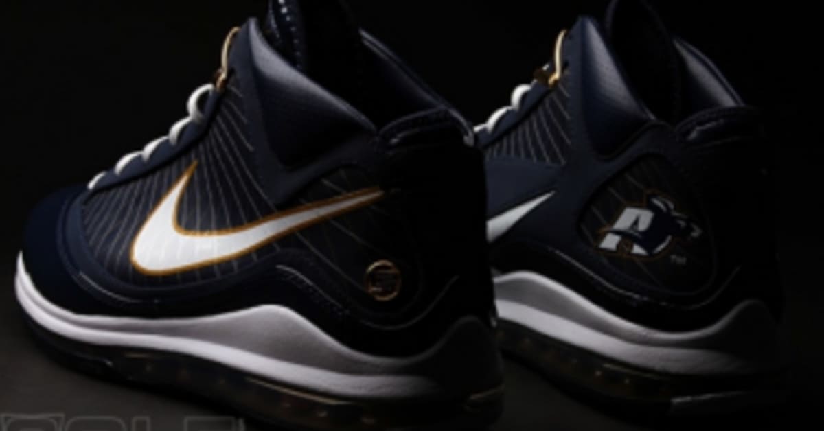 Lebron 7 black gold hot sale