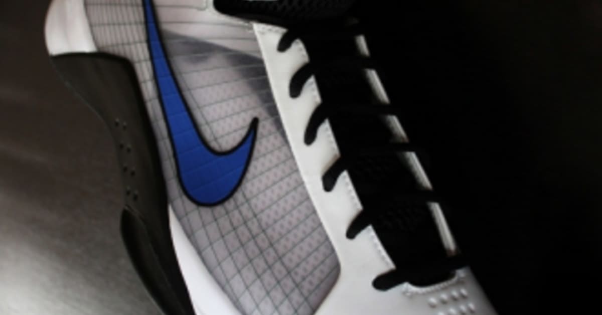 Hyperdunk 2001 hot sale