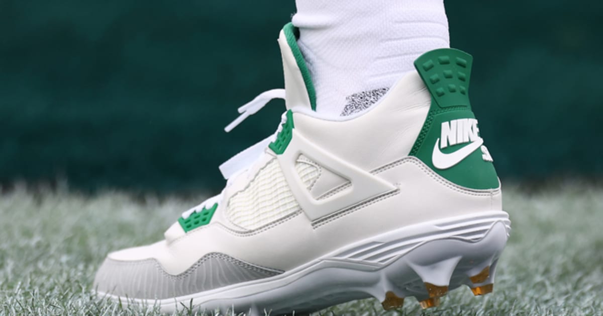 Jalen Hurts Nike SB Air Jordan 4 Cleats