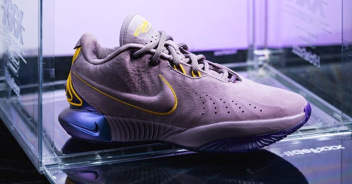 Nike LeBron 21 Violet Dust Lakers Release Date