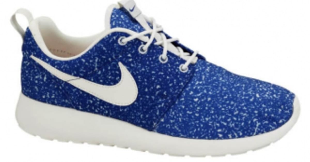 Nike roshe run speckle store