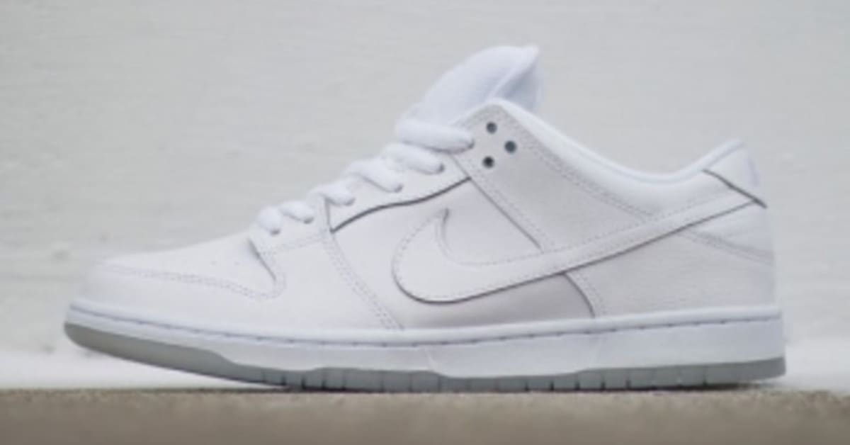 Nike SB Dunk Low Pro in Almost All White