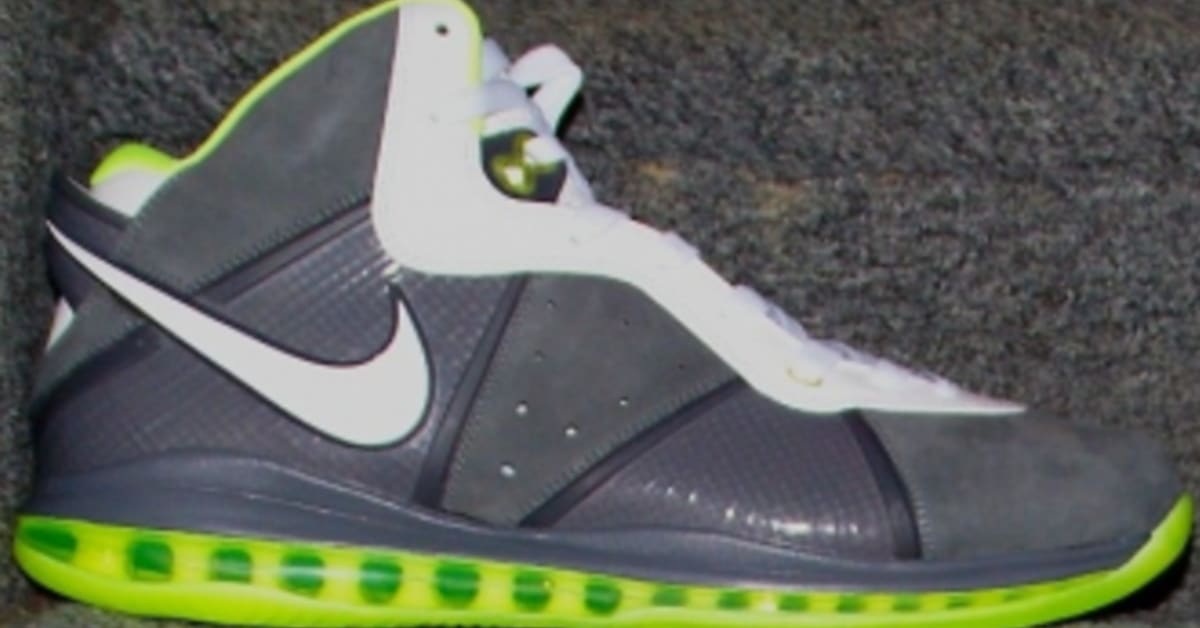 Lebron 8 clark kent hot sale
