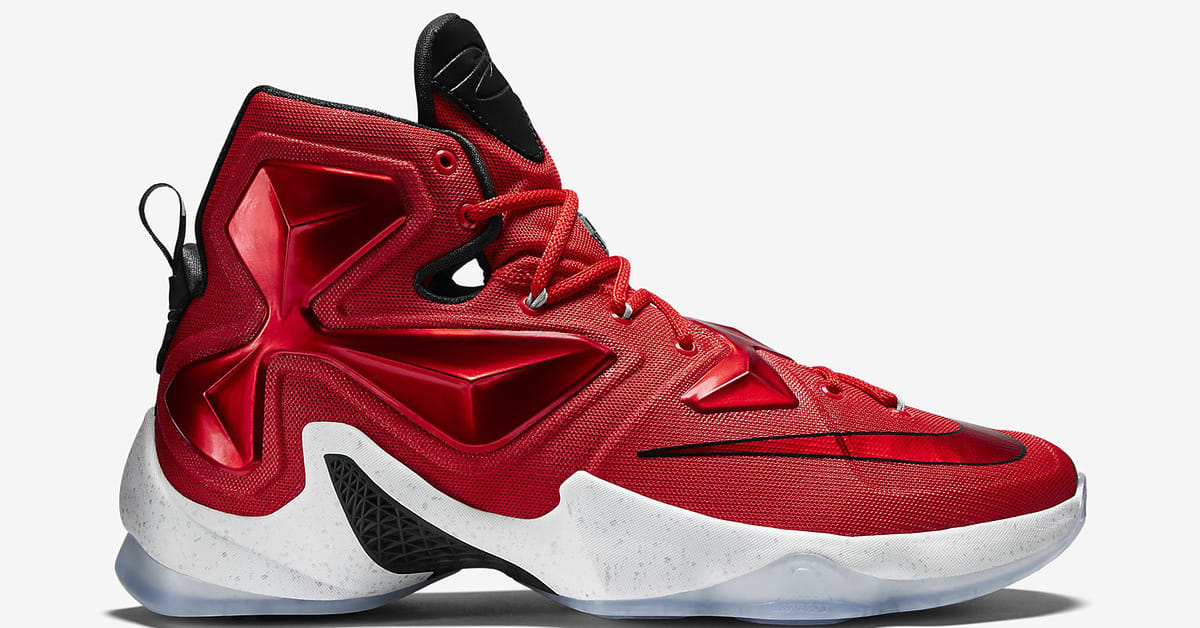 Lebron shoes at foot locker best sale