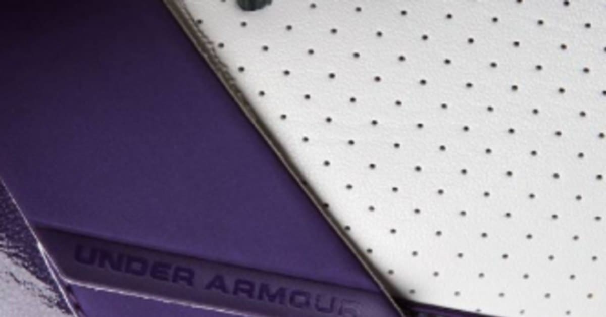 Under Armour Micro G Black Ice Low - 'Retro Bucks'