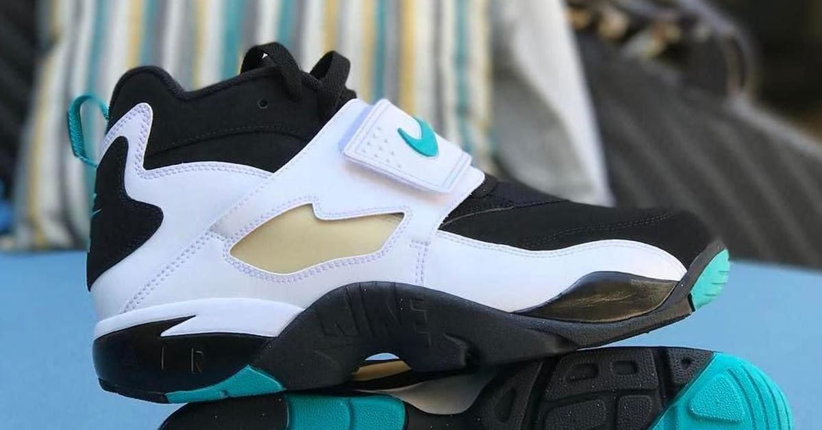 The Emerald Nike Air Diamond Turf Returns This Summer