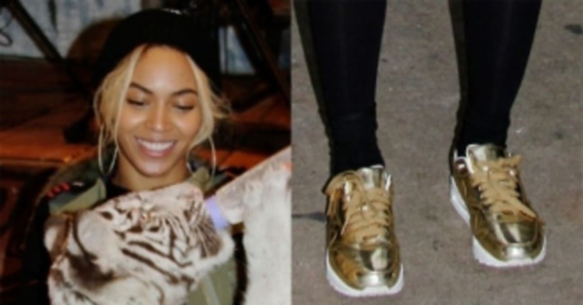Gold nike air max beyonce top