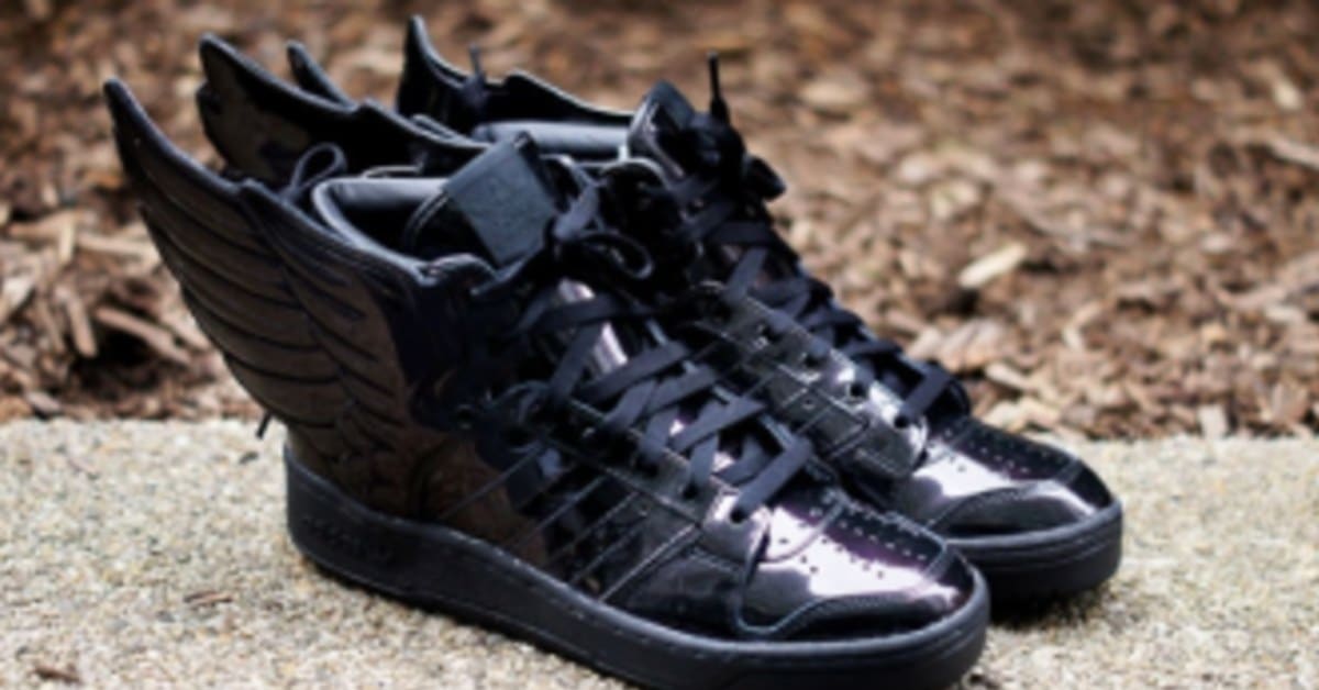 Adidas wings 3. black discount