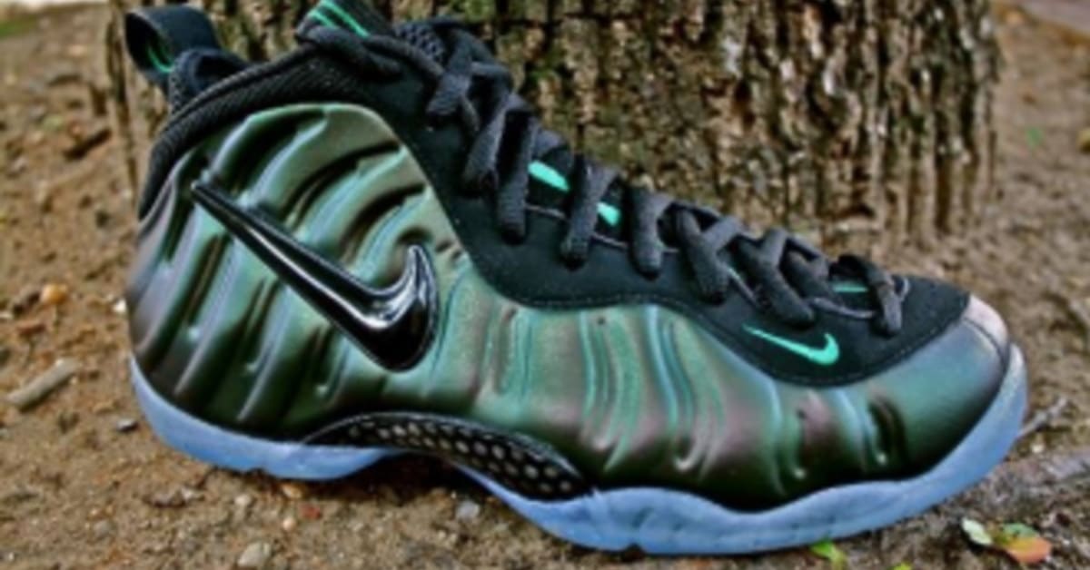 Dark pine foamposites 2025