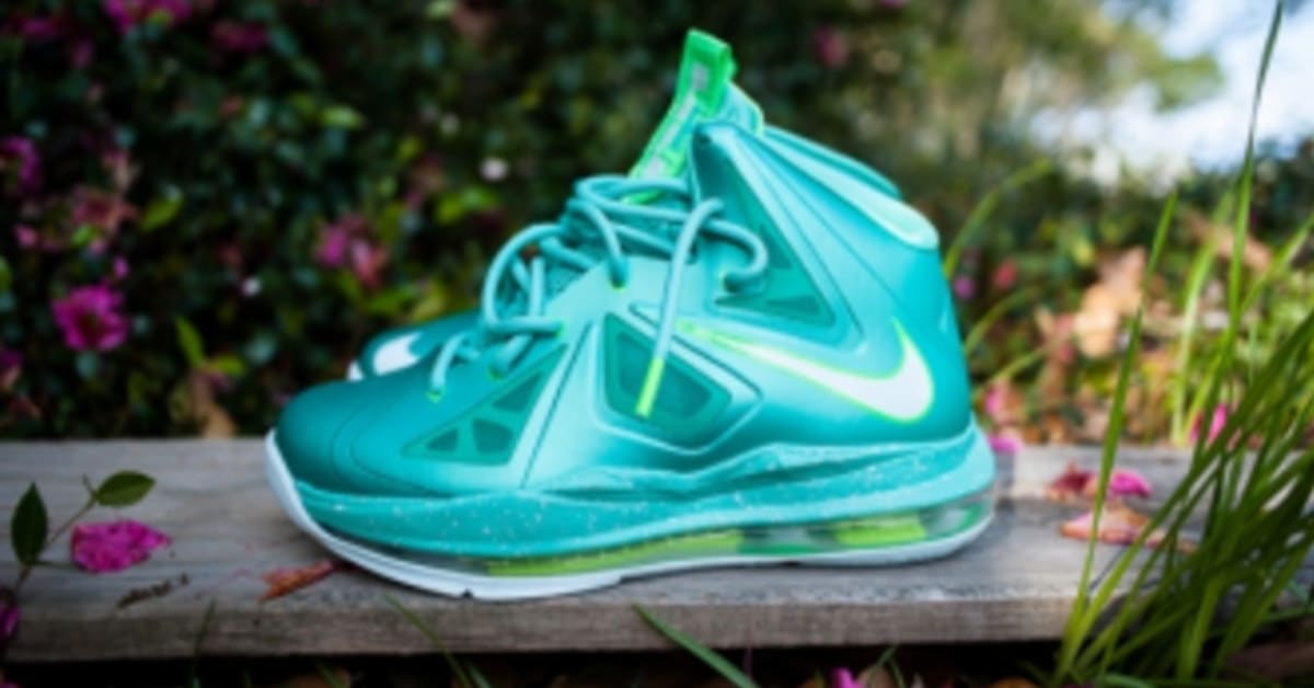 Nike LeBron X GS Easter