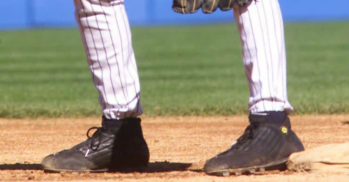 Remember When Derek Jeter Played in the Air Jordan 14
