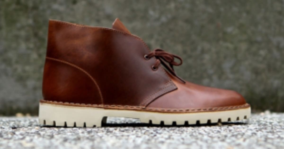 Clarks desert trooper top