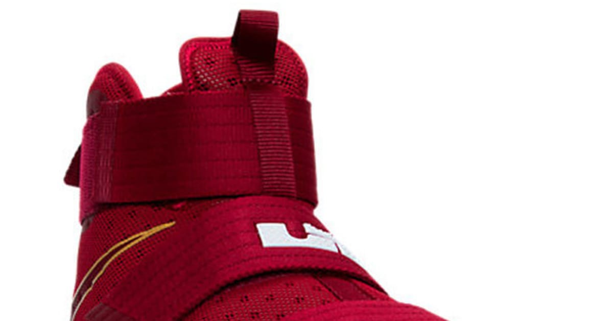 Finish line lebron soldier 10 on sale