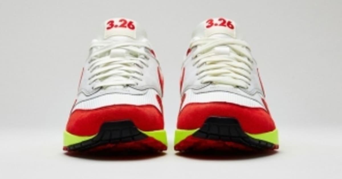 Air max day 3.26 top