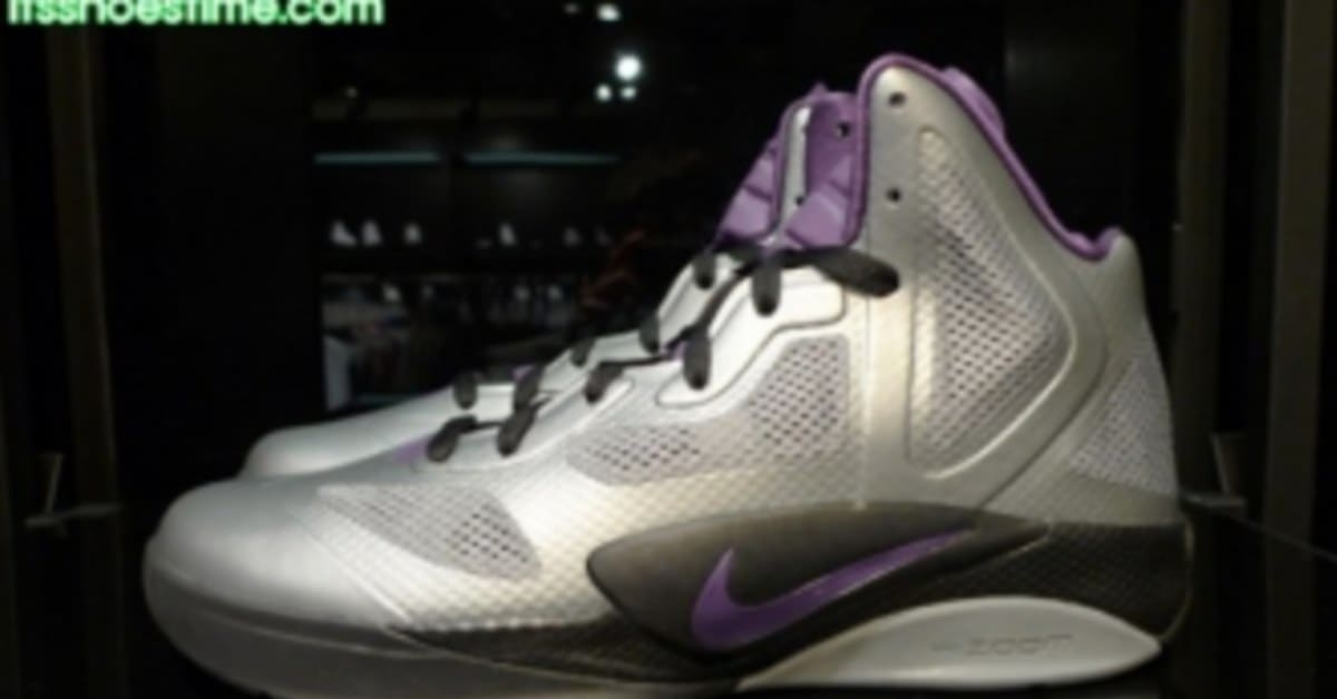 Nike Zoom Hyperfuse 2011 - Metallic Silver/Violet