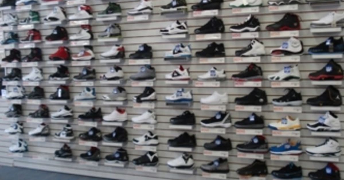 How to Get a Hook up on Sneakers According to Complex