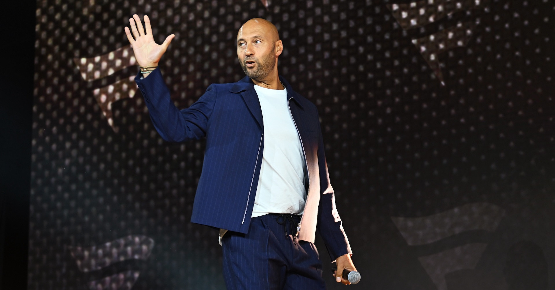 Derek Jeter still hates his first trading card