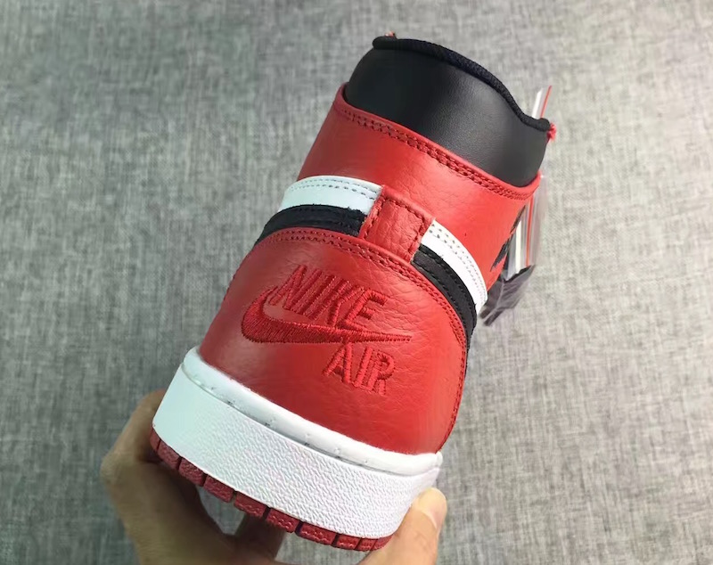 Air Jordan 1 Rare Air "Chicago" heel