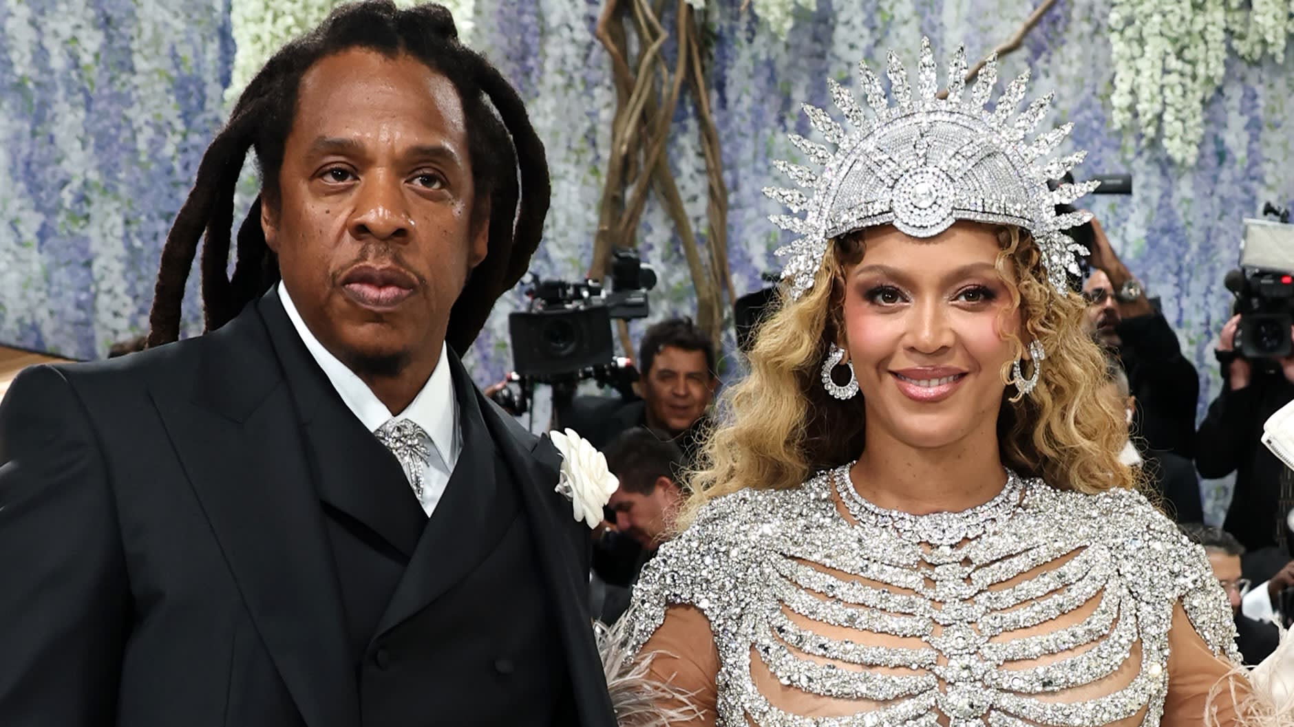 Man Arrested After Crashing Through Jay-Z and Beyoncé's Hamptons Home Gate