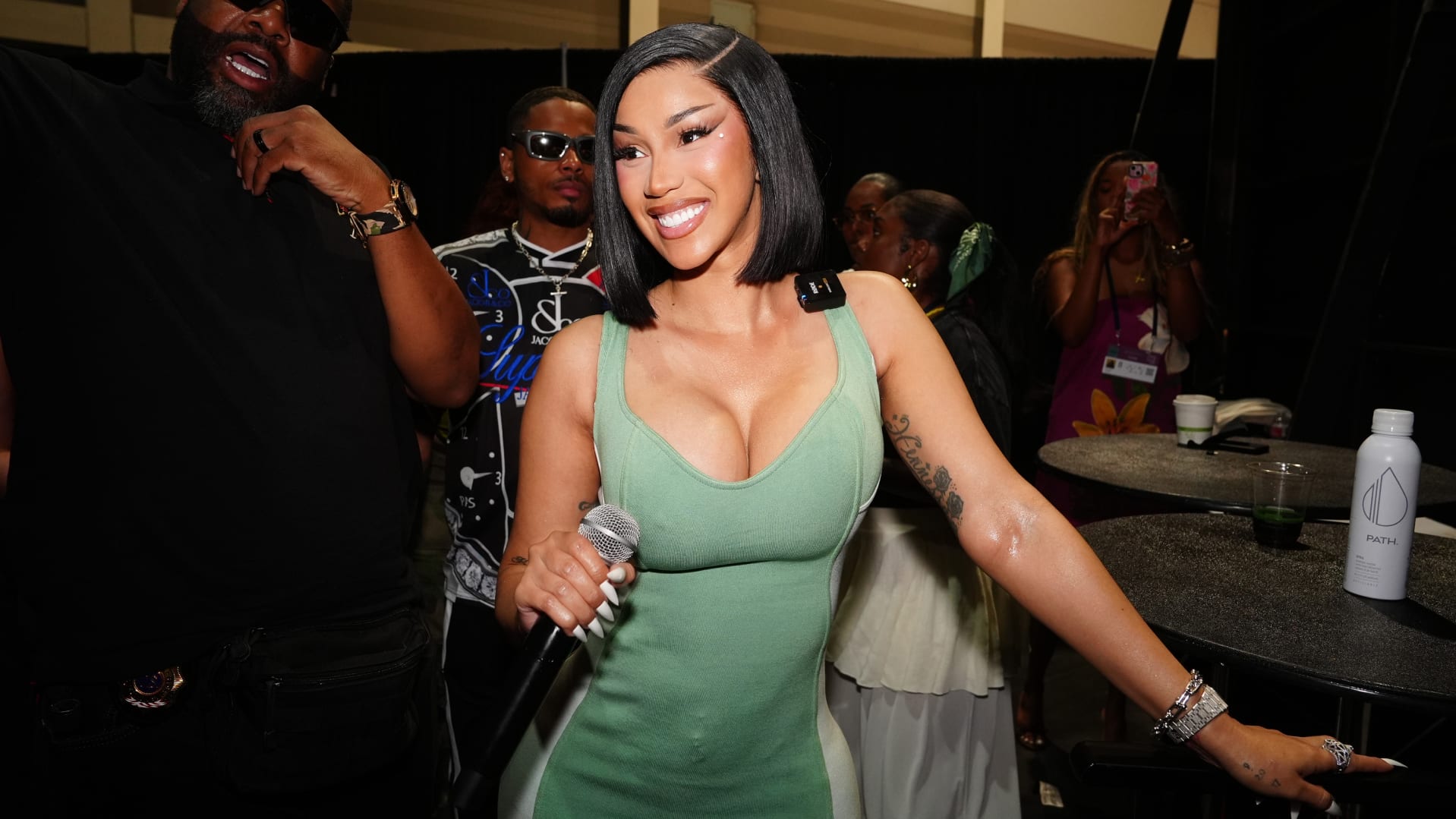 Cardi B Says Women Shouldn't Poop or Fart Around a Man Early: Dont Be a Hungry B*tch