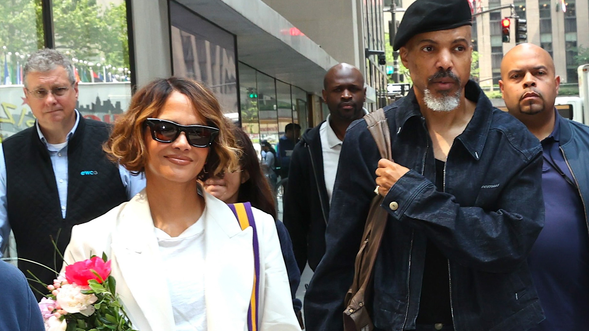 Halle Berry Defends Racy Mother’s Day Video of Her in Bed With Van Hunt: ‘We Have Sex’