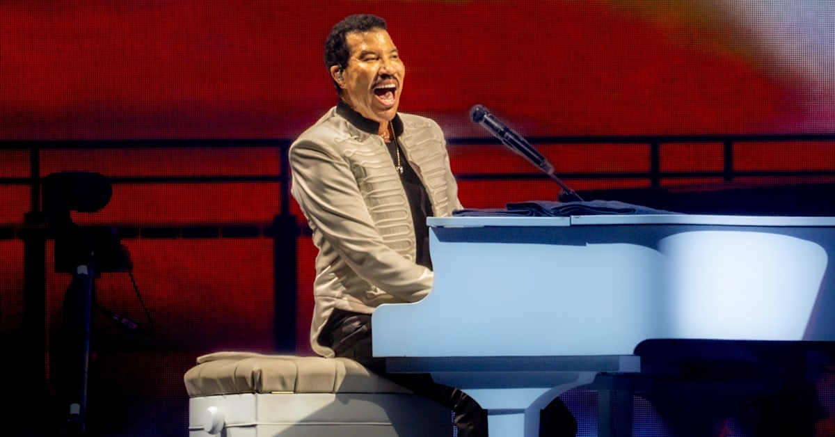 Songwriting Icon Says Lionel Richie Launched His Career in Viral TikTok