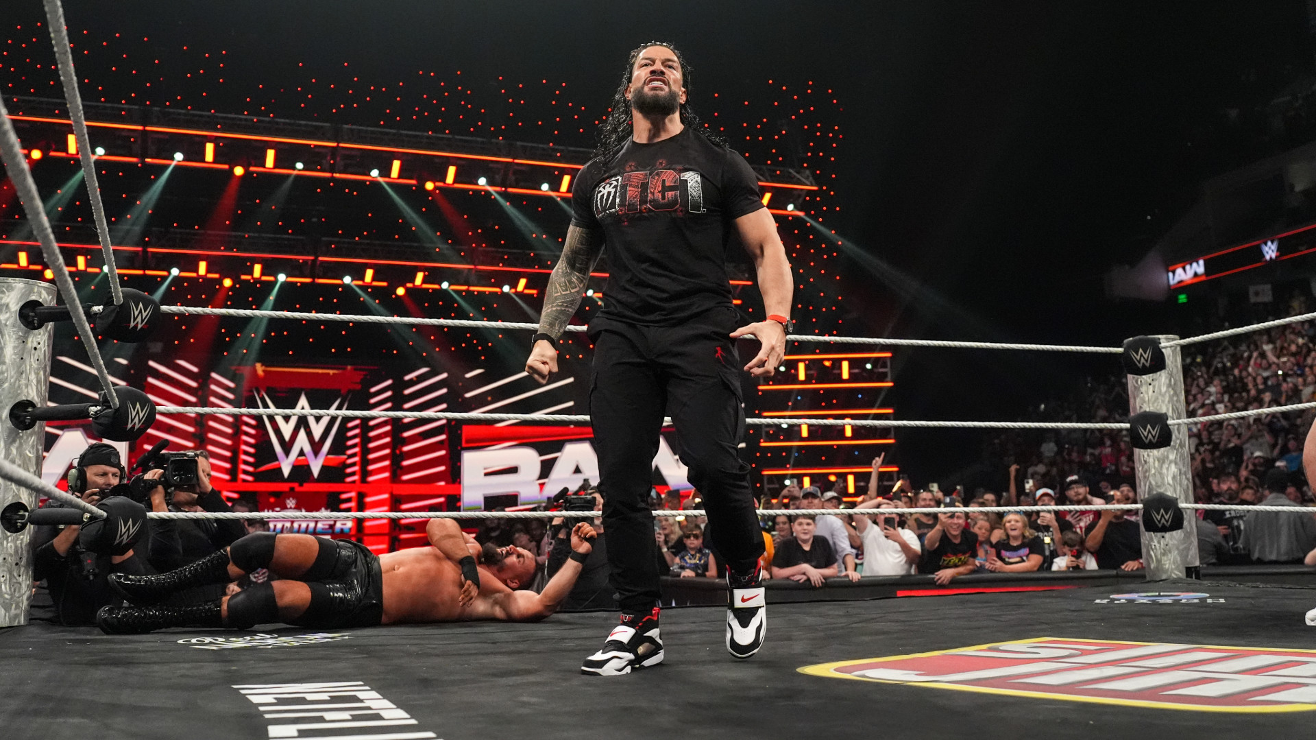 WWE Star Roman Reigns Marked Ring Return With Deion Sanders' Signature Nikes: 'Nice'