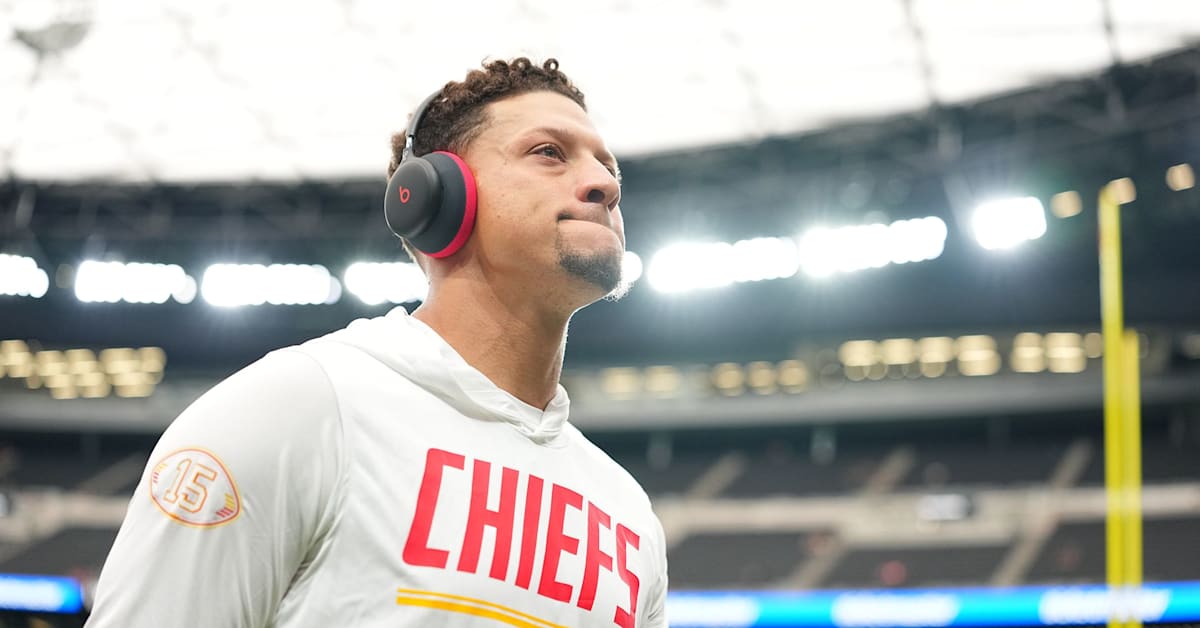 Patrick Mahomes Gets Good News About Dad as Chiefs Enter Bye Week