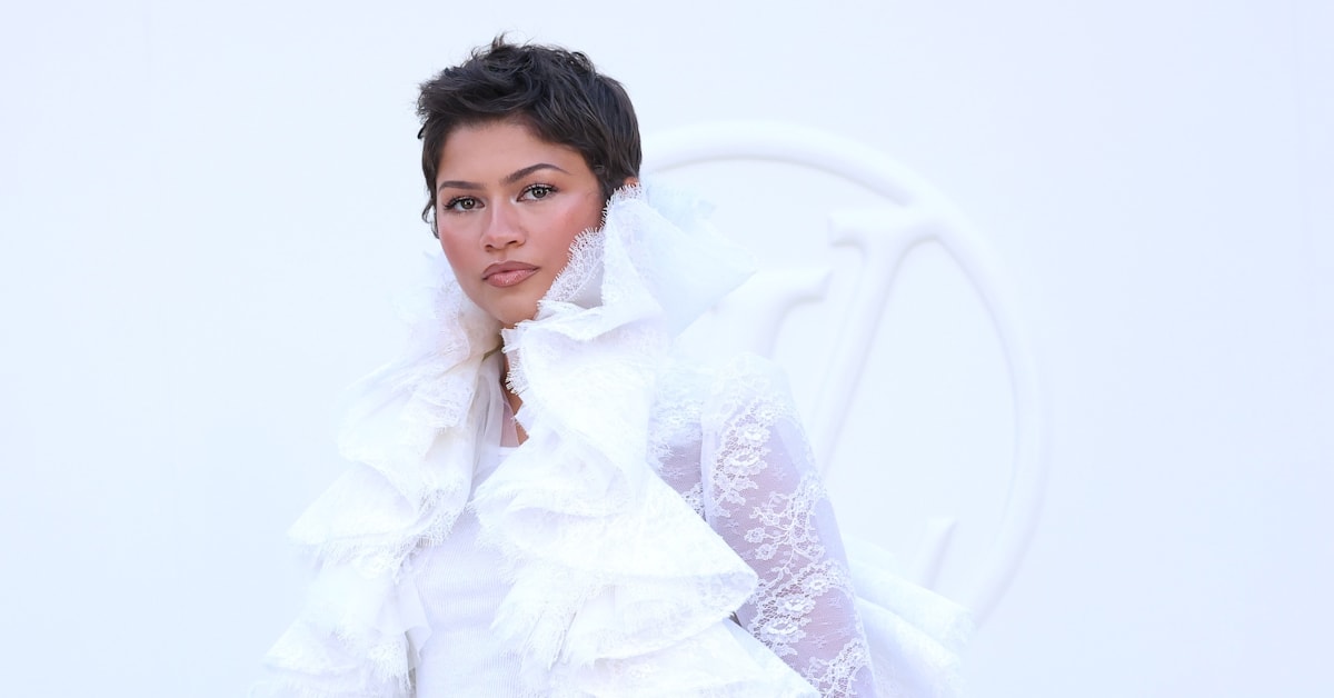Zendaya Wears Angelic Look for Louis Vuitton Spring/Summer 2027 Show in Paris
