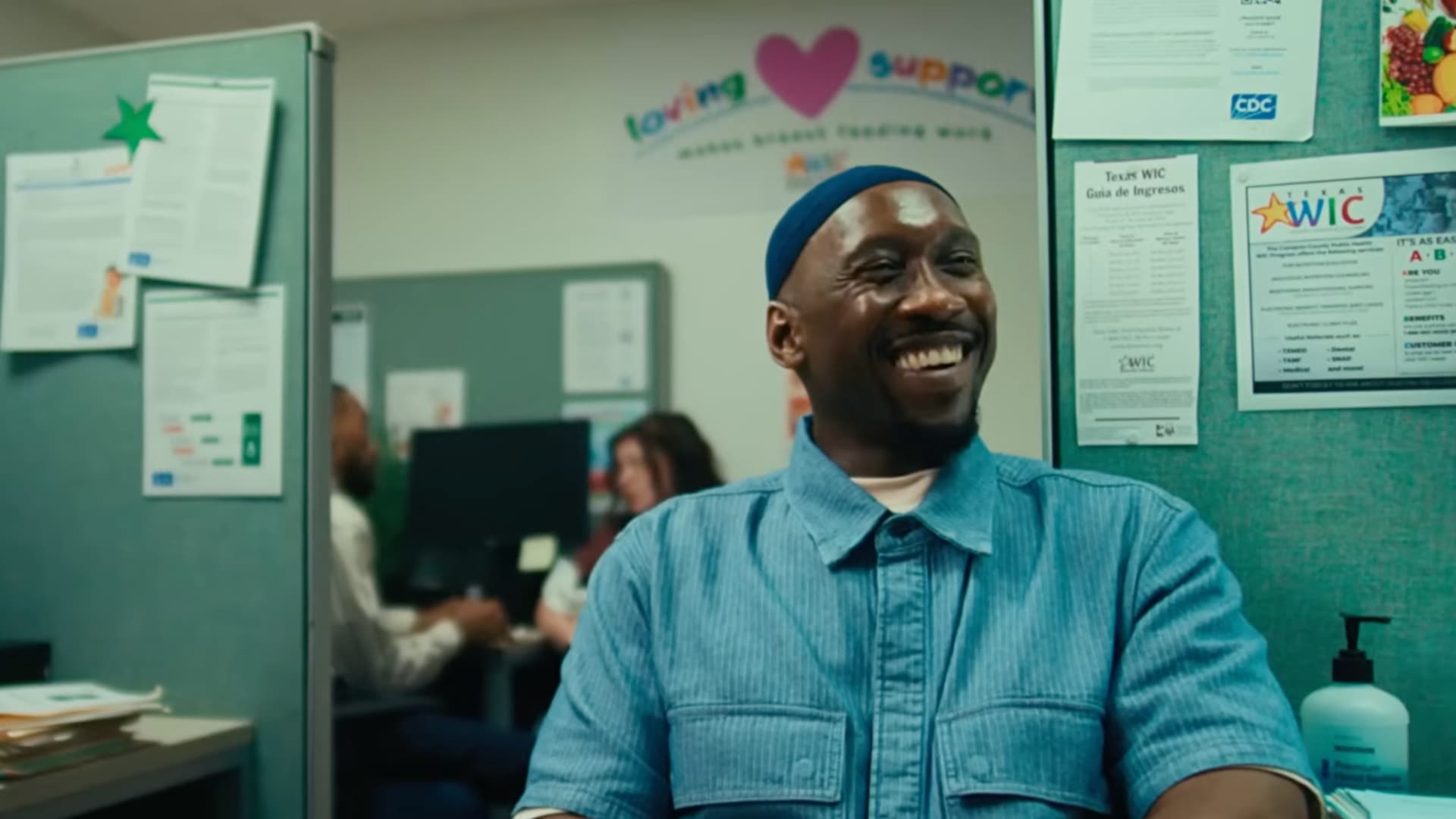 Mahershala Ali Shows Off His 'Blade' Skills in 'Your Mother Your Mother Your Mother' Trailer
