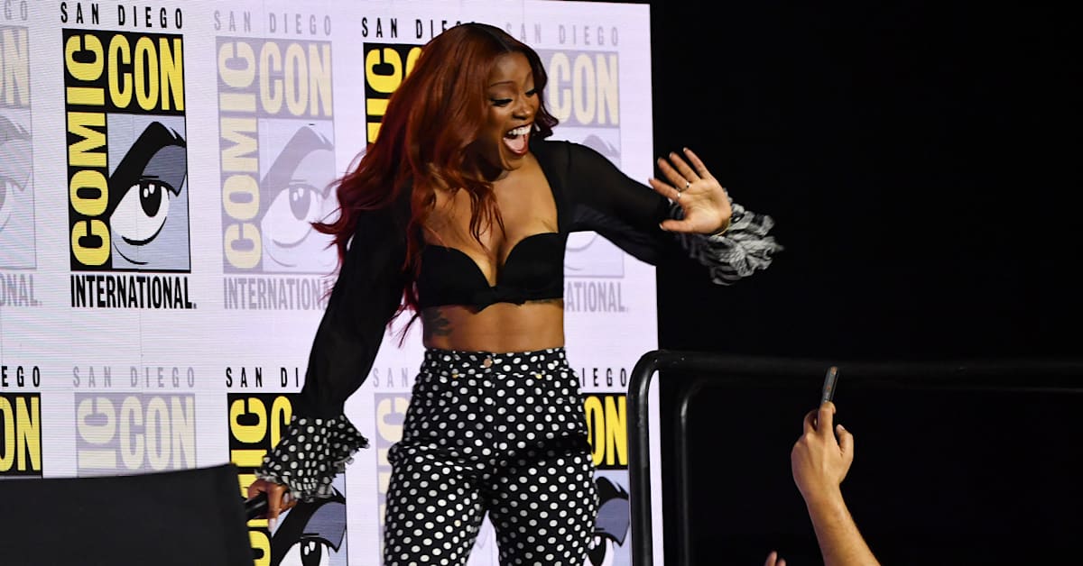 Keke Palmer Brings Archival Versace to Comic-Con in a Polka-Dot Look From 1993