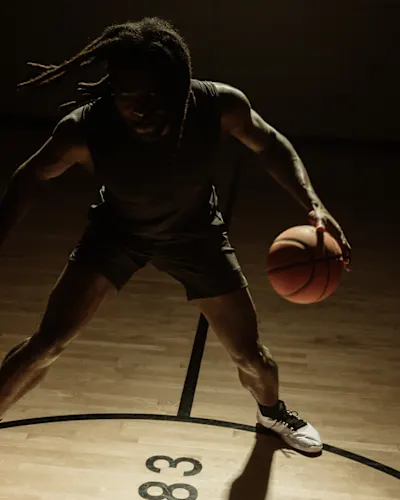 Why Pro Baller Isaiah Stewart Is Betting on Less Shoe