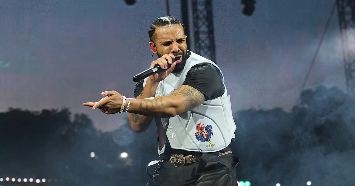 Drake Charts 42 Songs on the Billboard Hot 100, Breaks Michael Jackson ...
