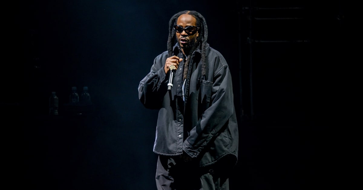 2 Chainz Celebrates a Billion Streams for "F**kin Problems"