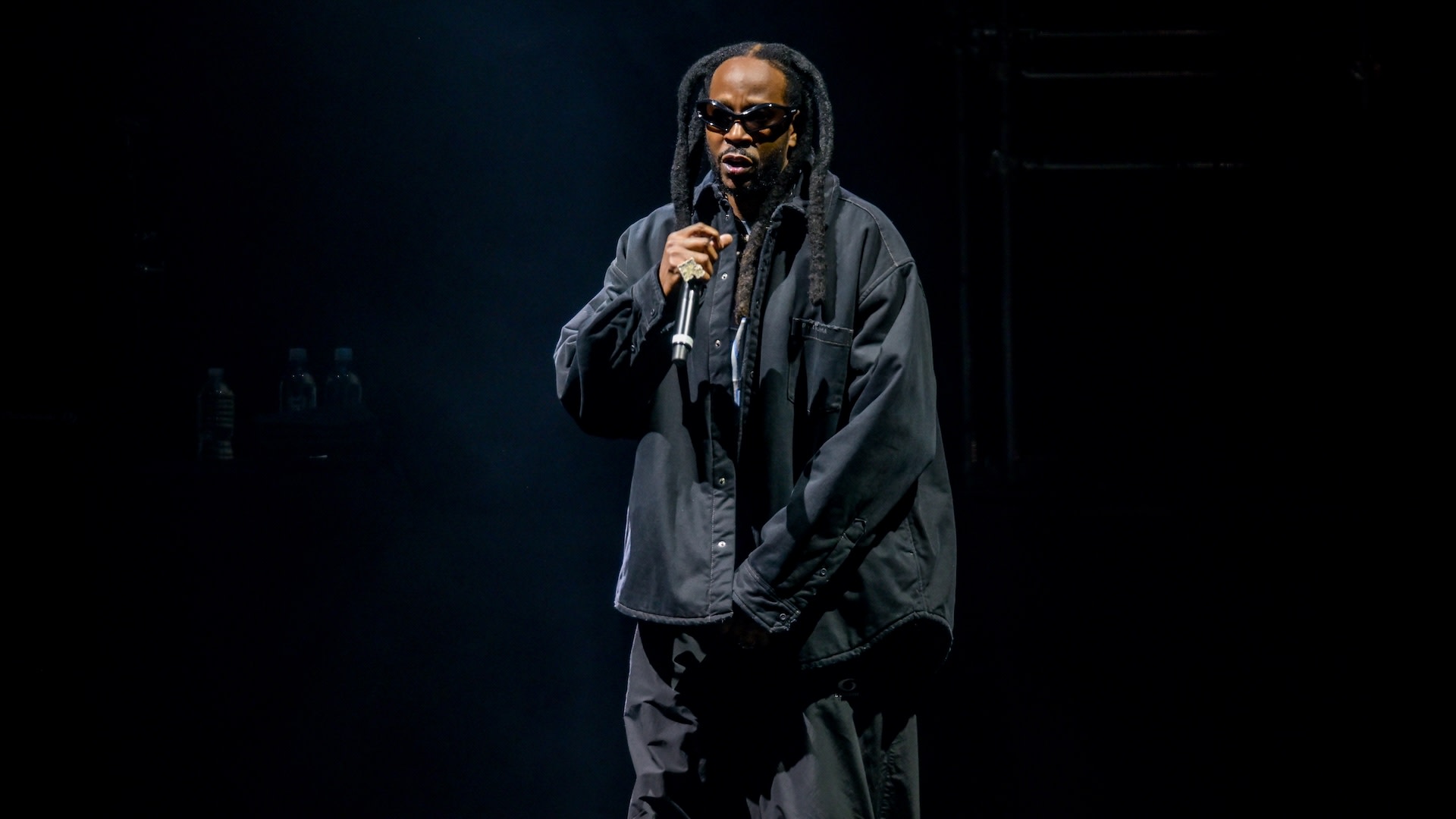 NASHVILLE, TENNESSEE - SEPTEMBER 25: 2 Chainz performs during "Lil Wayne: 20 Years Of Carter Classics" at Bridgestone Arena on September 25, 2026 in Nashville, Tennessee.