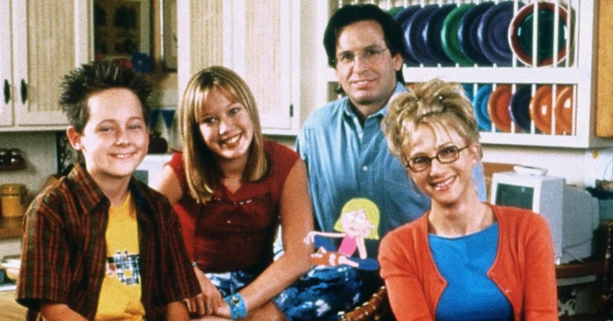 'Lizzie McGuire' Actor Robert Carradine Dead at 71, Hilary Duff Tells ...