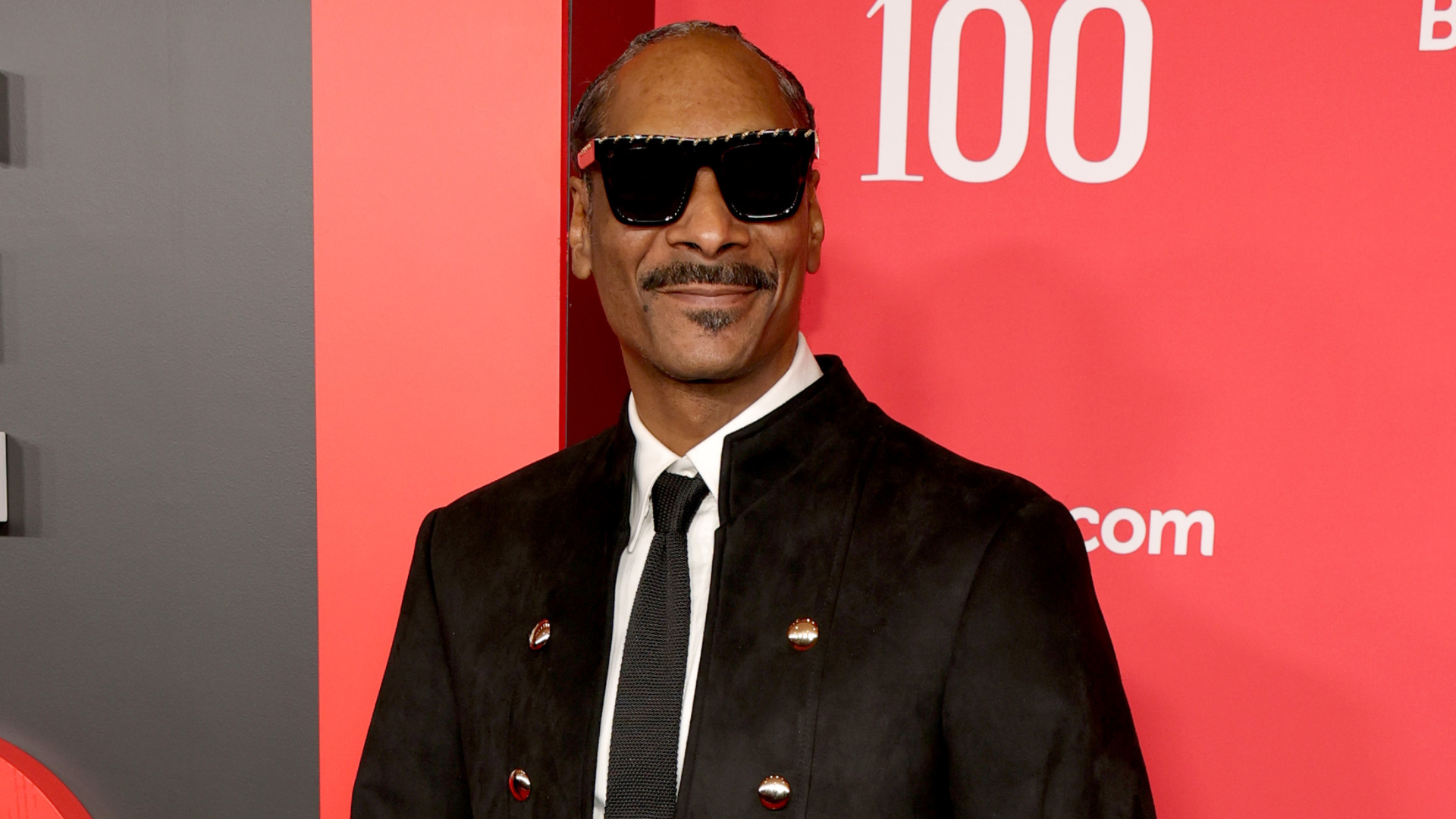 Snoop Dogg on Confronting Fans Calling Him a Trump Sellout: 'What's Happening, N***a'
