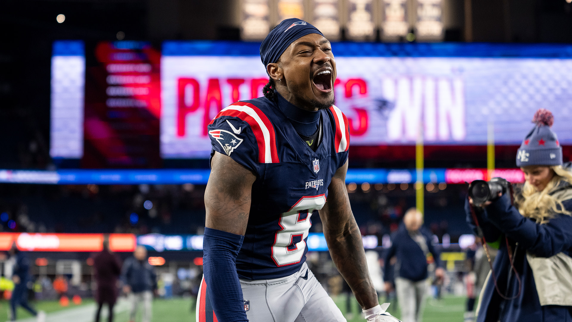 Stefon Diggs' Ex Aileen Lopera Files Motion to Dismiss Paternity Lawsuit