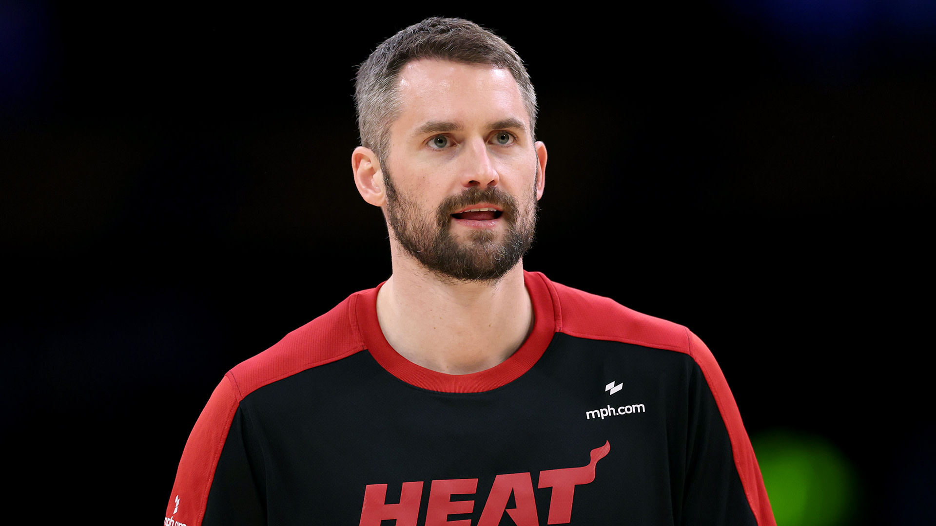 Kevin Love #42 of the Miami Heat during warm up before the game against the Los Angeles Lakers at Crypto.com Arena on January 15, 2025.