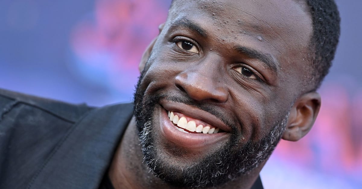 Cover art for Draymond Green Backs Warriors Rookie After Text Clash