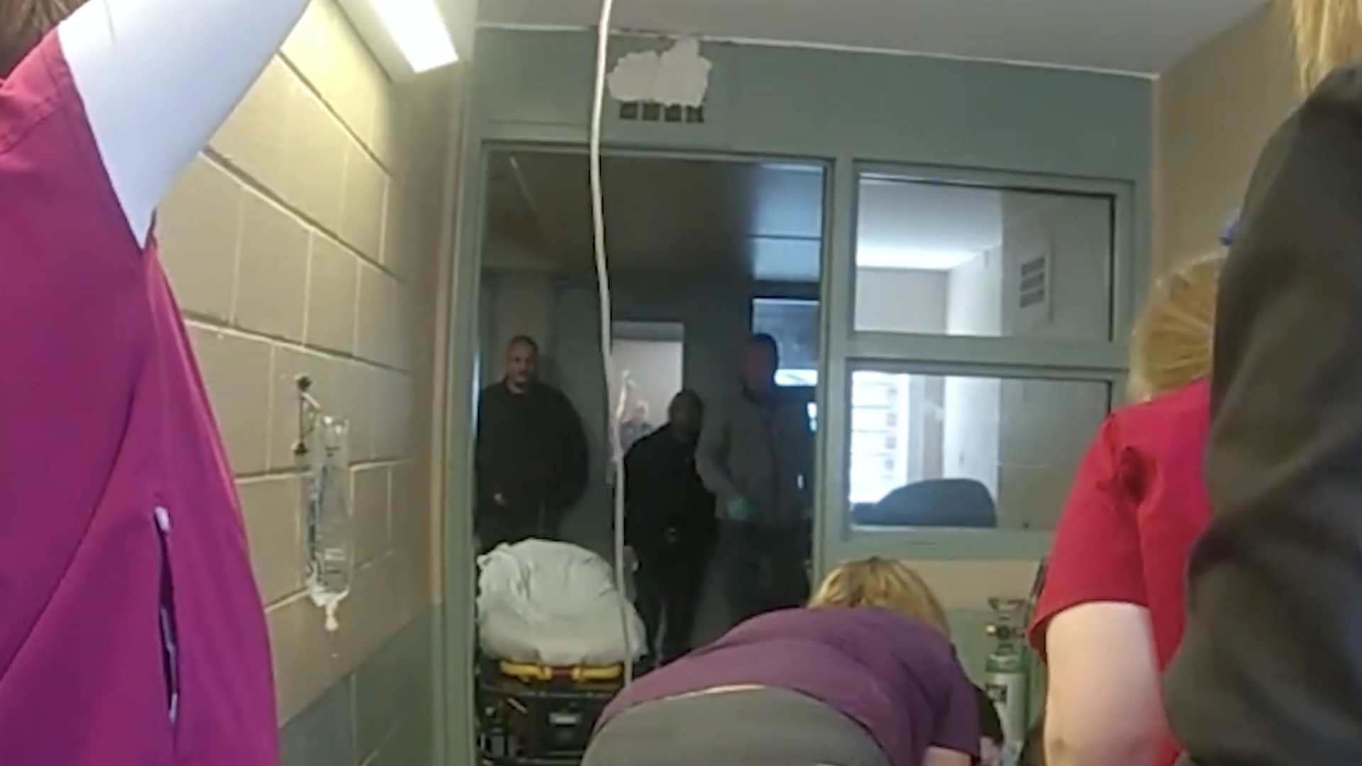 Prison nurses administer CPR to Antwan Cater before he was pronounced dead. 