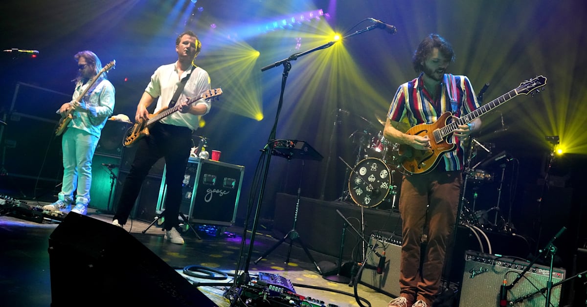 51-Year-Old Man Dies After Falling From Upper Level at Goose Concert in ...