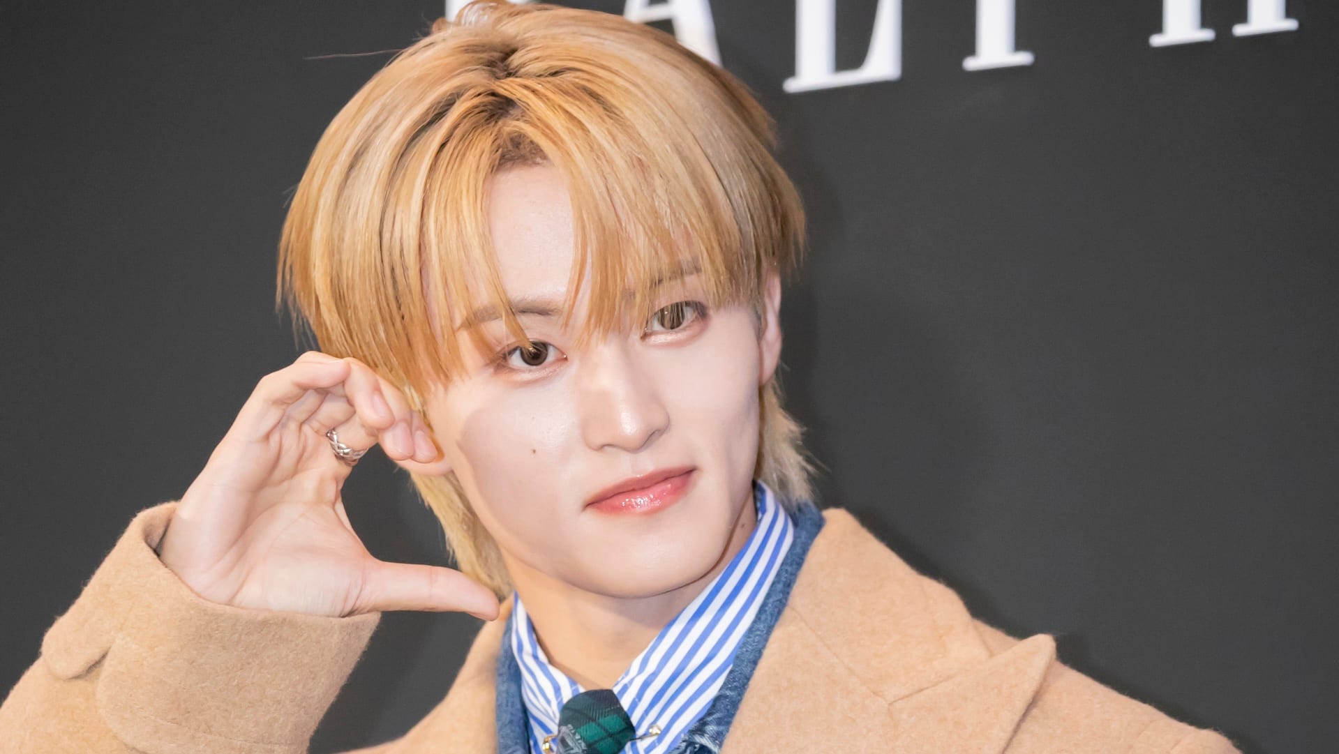 Ex-NCT Member Mark Lee Apologizes for Wearing Confederate Flag Shirt, Shut Down Cult Rumors