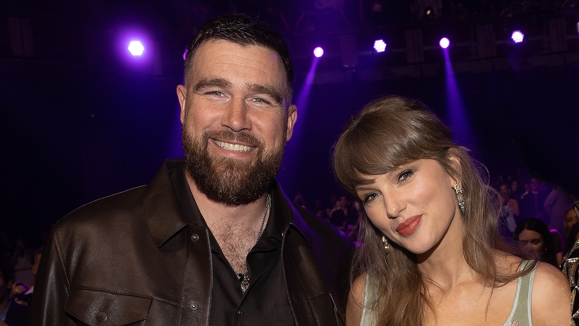 (L-R) Taylor Swift and Travis Kelce.
