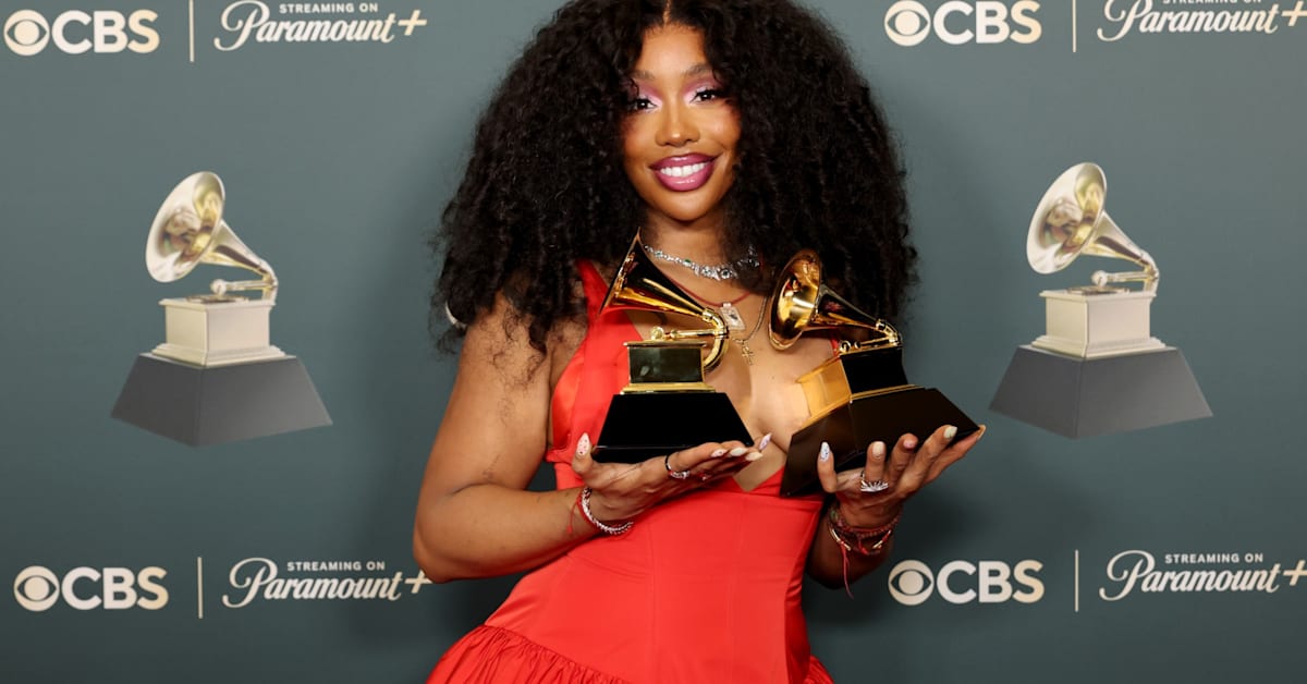 SZA Reveals How She Lost Her Strip Club Job Before Fame