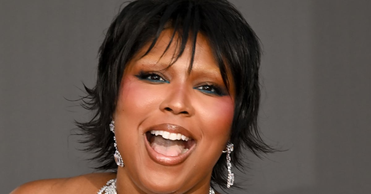 Lizzo Plays a Rib Flute in Chili's Disco-Themed Baby Back Ribs Ad