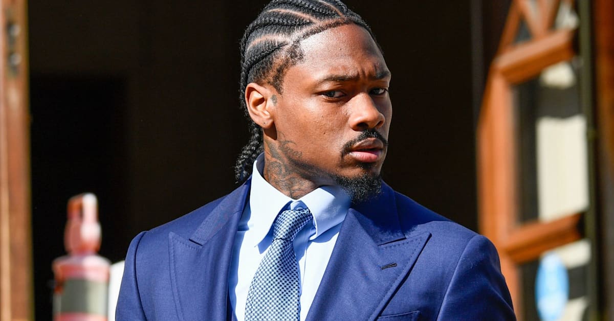 Stefon Diggs' Accuser Settles $10M Lawsuit Involving Brother Darez Diggs