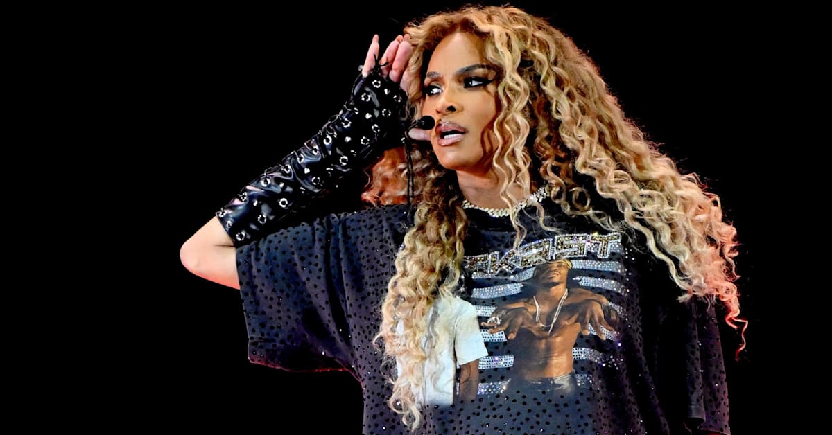 Pregnant Ciara Pulls Off a Backbend at iHeartRadio Music Festival ...