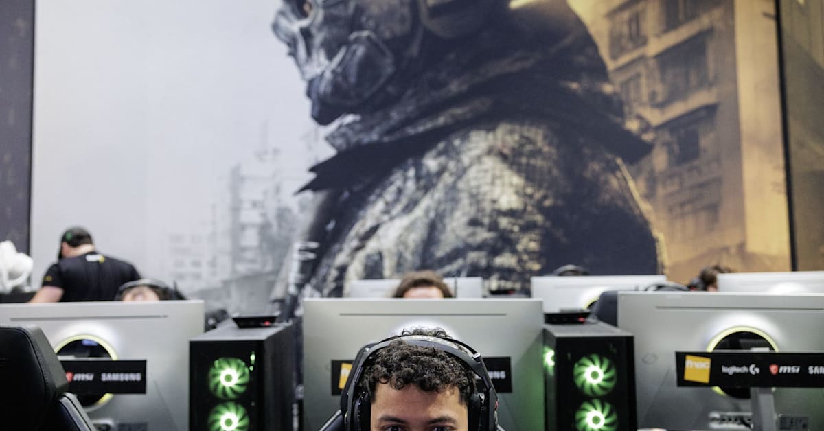 South Korean President Urged to Play 'Call of Duty' to Understand Threat of War