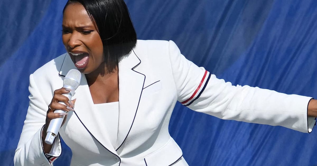 Jennifer Hudson Is Helping Find the Next Effie for Dreamgirls Broadway Revival